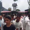 डीएमसीएच में इलाज के दौरान मंडल कार में बंद कैदी की मौत, परिजनों ने लगाया हत्या का आरोप।