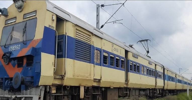 बुकिंग नहीं होने के कारण रद्द किया गया दरभंगा – अहमदाबाद ट्रेन।