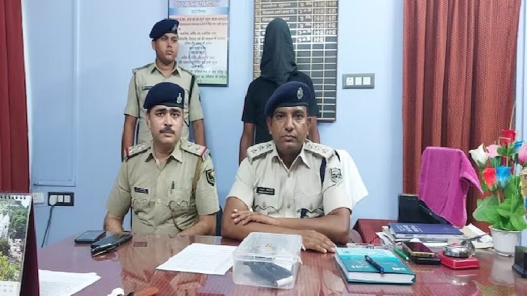 मां की बेइज्जती का बदला लेने के लिए क्रिमिनल बन गया बेटा, 6 साल बाद गुनाहगारों से लिया बदला।