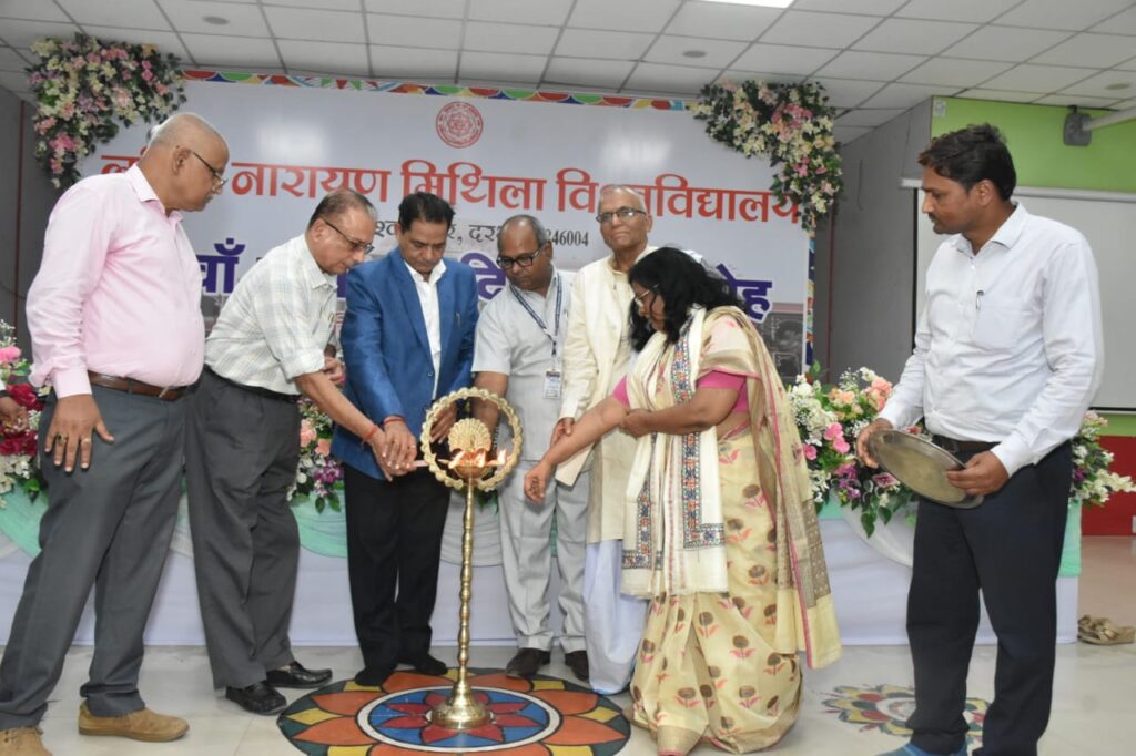 कुलपति की अध्यक्षता में एलएनएमयू का स्थापना दिवस समारोह आयोजित।