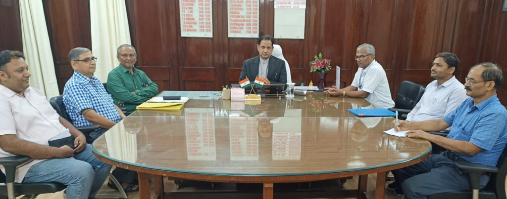 कुलपति ने विश्वविद्यालय के ऑडियो- वीडियो लैब में व्याख्यानों के रिकॉर्डिंग से संबंधित दिये निर्देश।