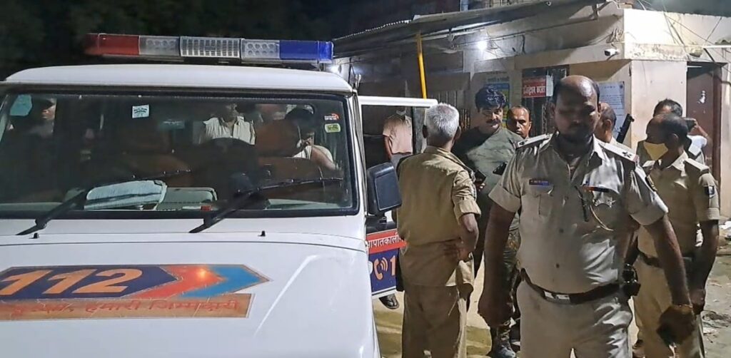 डायल के कारण बची दुर्घटना में घायल दो युवकों की जान, देर रात हुई थी दुर्घटना।