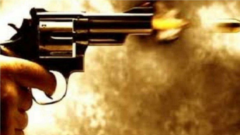 कर्ज नहीं चुकाना ससुर-बहू को पड़ा भारी, बदमाशों ने मारी गोली; जानिए क्या है पूरा मामला।