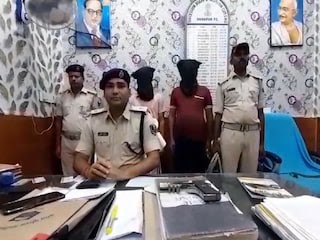 नाबालिग बच्चों के परिजनों को ब्लैकमेल करनेवाले गिरोह को पुलिस ने किया गिरफ्तार।