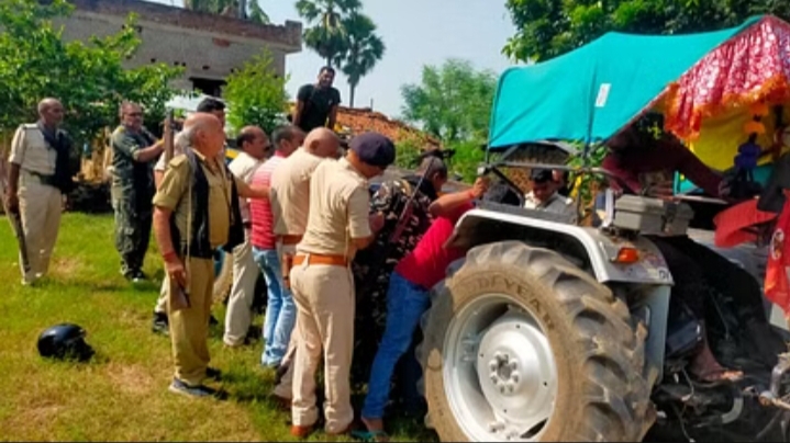एक बार फिर बालू माफियाओं ने दिया अपने बढ़े हुए हौसले का परिचय, पुलिस टीम पर हमला।