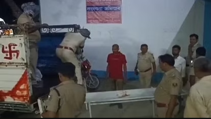 हथियारबंद लोगों ने घर के दरवाजे पर बैठे अधेड़ को मारी गोली, बदमाशों की गिरफ्तारी में जुटी पुलिस।