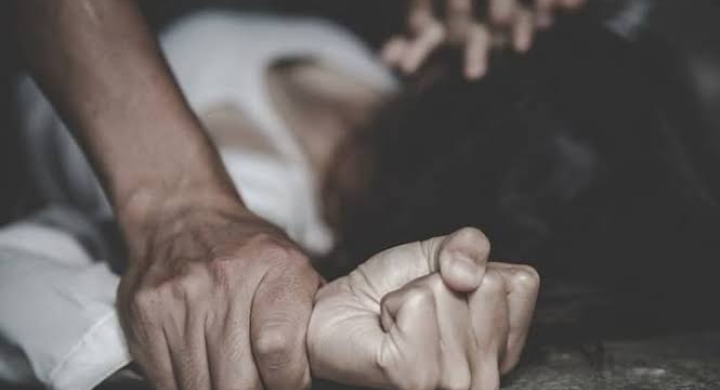 बहेड़ी थाना क्षेत्र में नाबालिग लड़की के साथ दुष्कर्म मामले में एक गिरफ्तार।