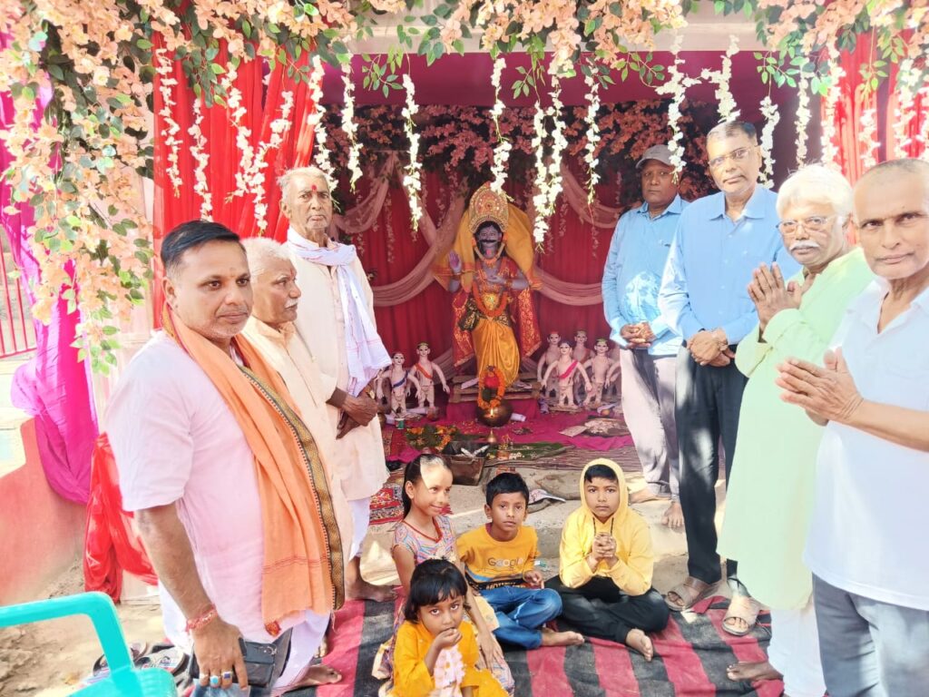 बेलादुल्लाह  में धूमधाम से मनाया गया चित्रगुप्त पूजा