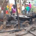 चार घरों में आग लगने से 17 मवेशियों की झुलसने से मौत।