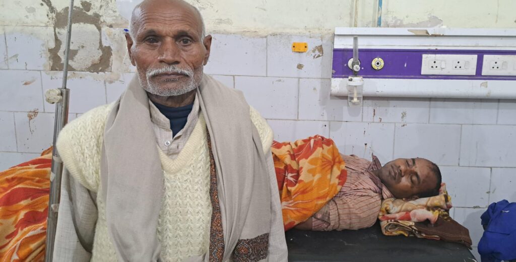 युवक का काट दिया गुप्तांग, डीएमसीएच में भर्ती।