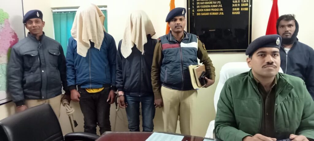 खैरा गांव से हुए अपहरण मामले का मास्टरमाइंड निकला गांव का ही छोटे मुरारी सिंह, सिटी एसपी ने की प्रेस कॉन्फ्रेंस।
