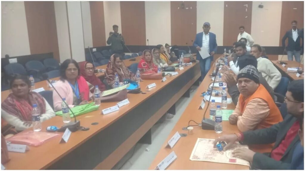 नहीं बचा पाए जिला परिषद अध्यक्ष और उपाध्यक्ष अपनी कुर्सी, अविश्वास प्रस्ताव पारित