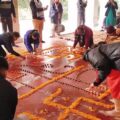 एमबीए के छात्र-छात्राओं ने राम मंदिर में दीपों से सियाराम लिखकर मनाया दीपोत्सव।