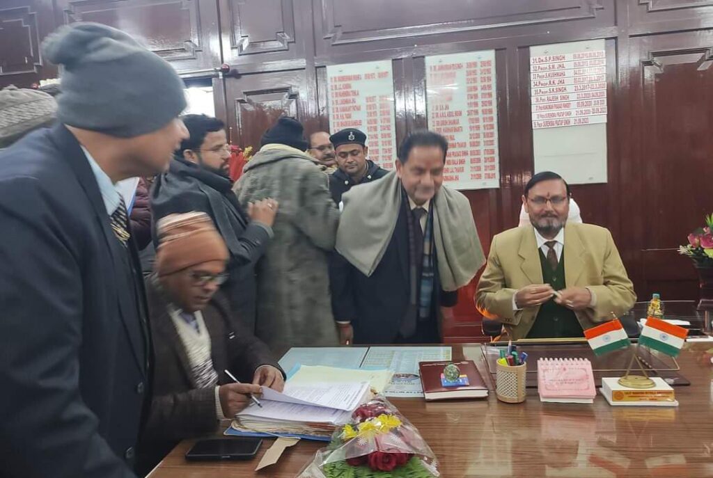 ललित नारायण मिथिला विश्वविद्यालय के नवनियुक्त कुलपति ने किया पदभार ग्रहण।