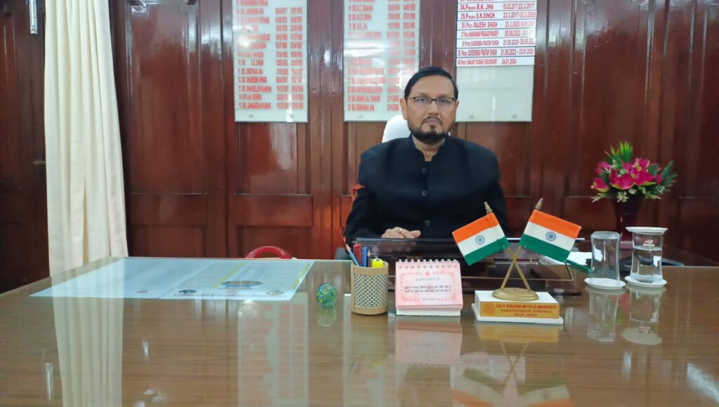 विश्वविद्यालय की मूलभूत समस्याओं से लोगों ने मुझे कराया अवगत, नियमानुसार होगा उनका निदान : कुलपति।