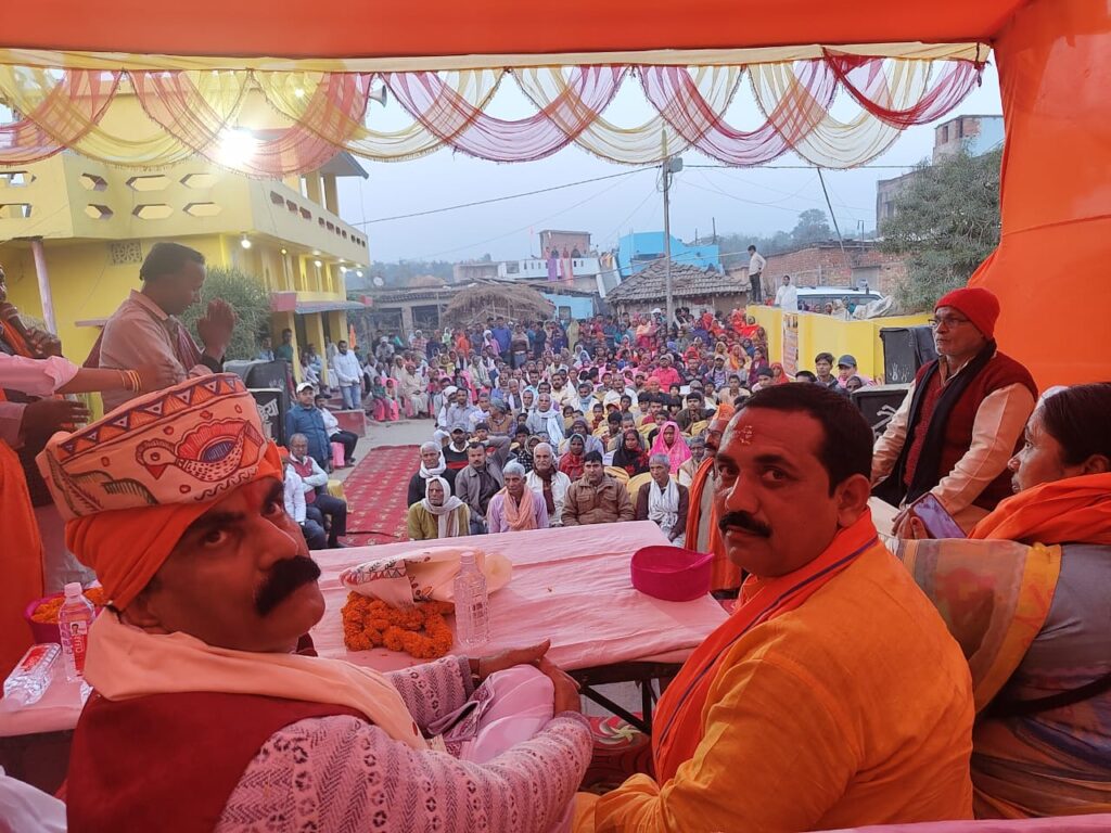 ग्रामीण भारत के समग्र विकास में प्रधानमंत्री ग्राम सड़क योजना की भूमिका महत्वपूर्ण : सांसद।
