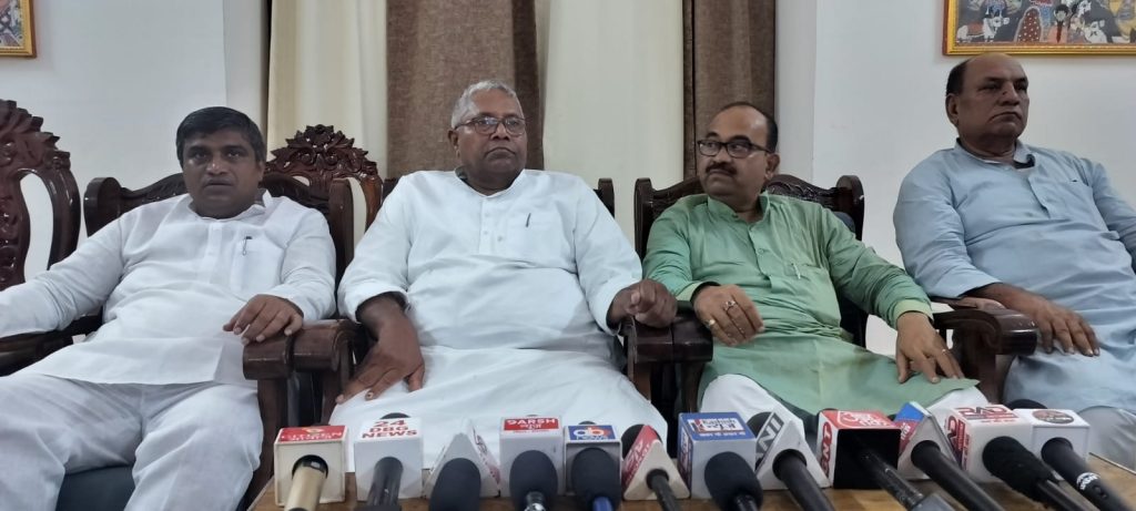 अपराधियों में सरकार का खौफ नहीं, बिहार में शासन प्रशासन नाम की कोई चीज नहीं – उदय नारायण चौधरी