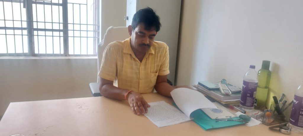 नमक ने दरभंगा उत्पाद विभाग का चूसा पसीना, दो अधिकारियों पर गिरी गाज