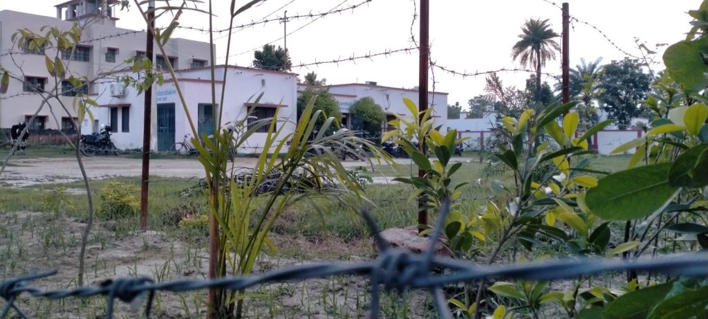 विवादों के घेरे में आए स्थापना डीपीओ दफ्तर के दो डेटा एंट्री ऑपरेटर पर गिरी गाज, ऑफिस के काम से छुट्टी